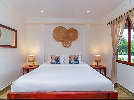 River Retreat Boutique